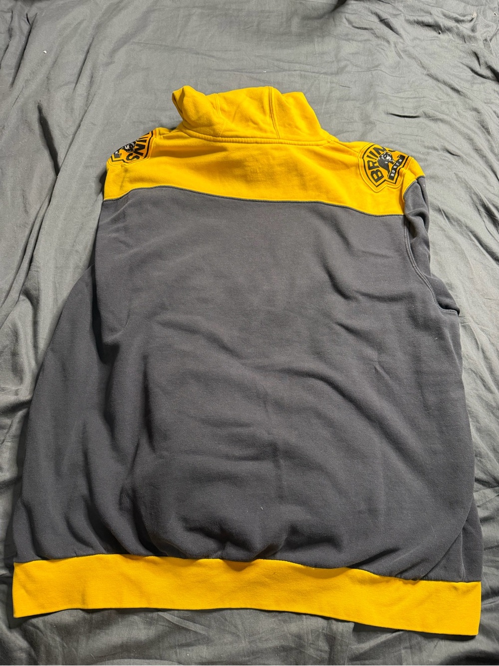 Majestic Boston Bruins Pullover Hoodie - Picture 6 of 6
